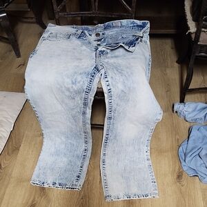 MEK Blue Relaxed Jeans with Vintage Appeal